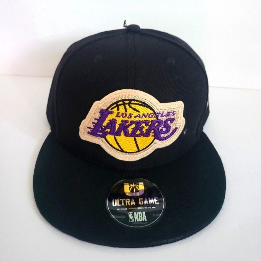 Brand new with tags - Los Angeles Lakers snapback hat